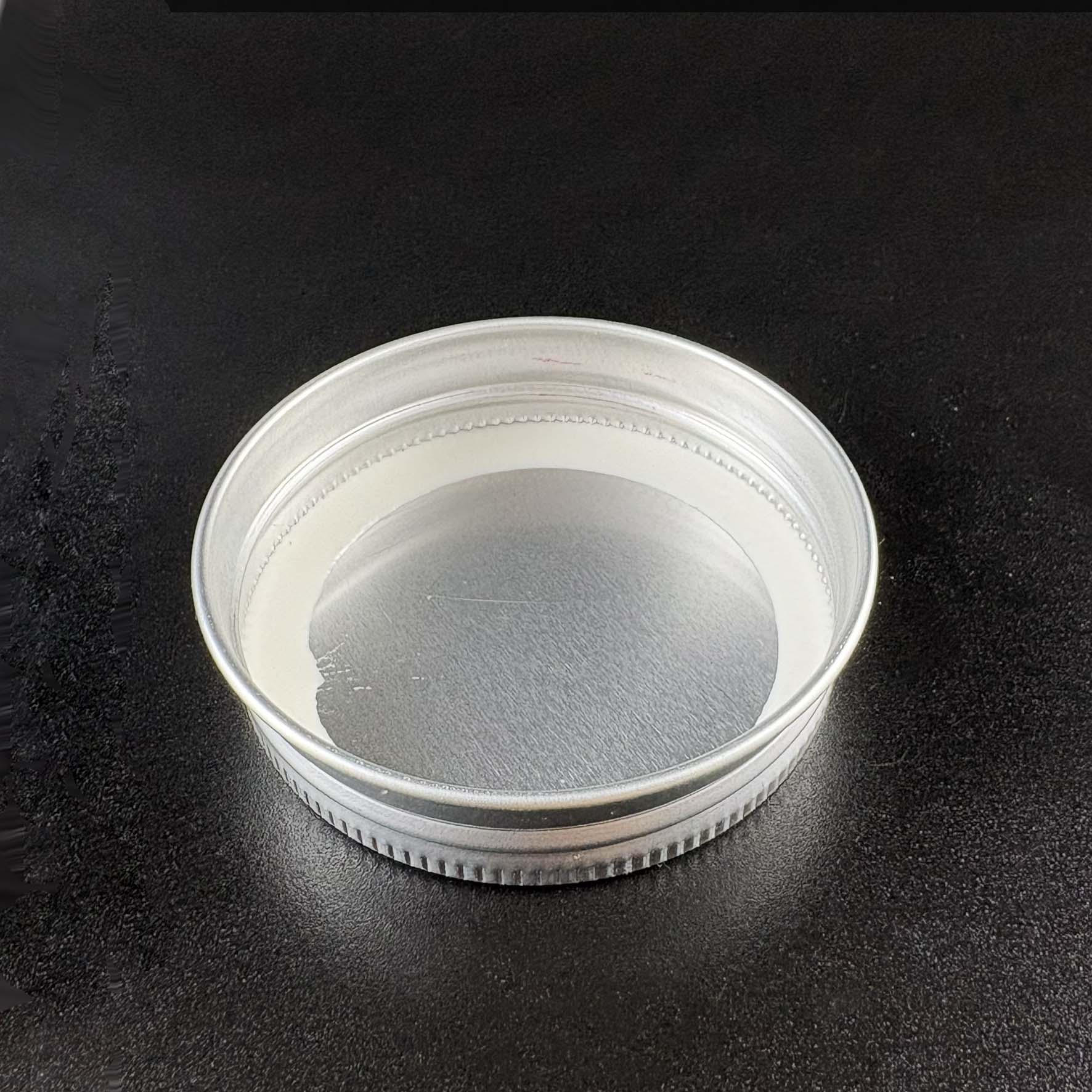 silver metal lid 63mm for bottle 